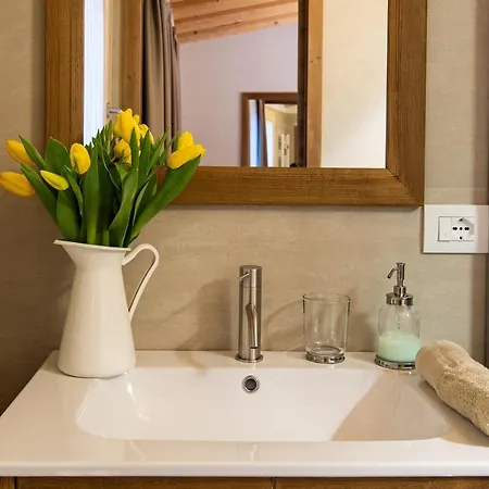 Otel Antico Borgo Brunelli