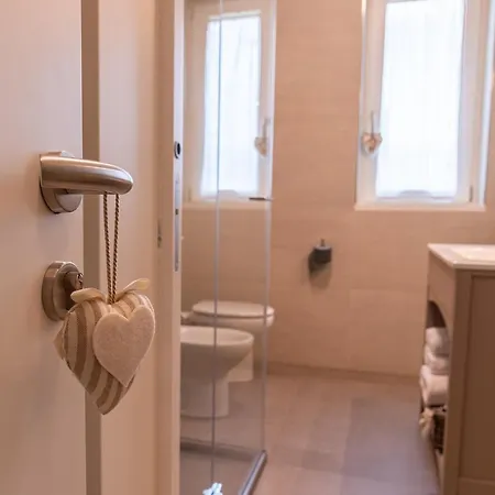 Antico Borgo Brunelli Otel