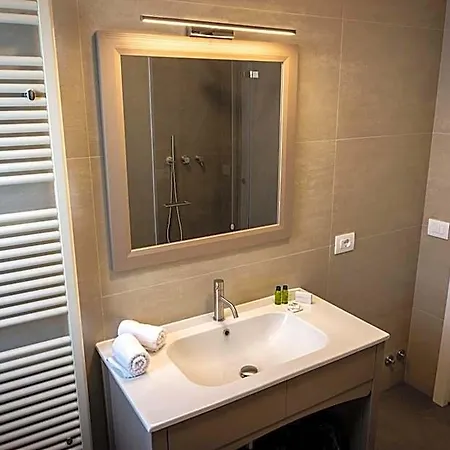 Hotel Antico Borgo Brunelli *