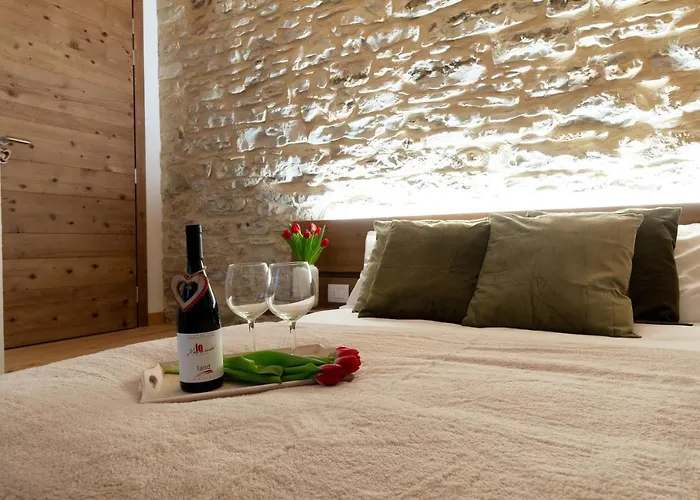 Antico Borgo Brunelli *